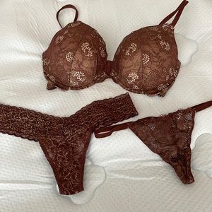 Victorias secret push up bra/ thong set